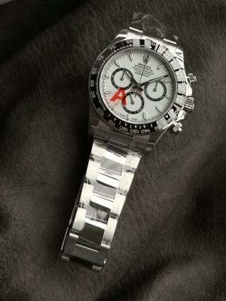 Rolex Daytona Chronograph Steel White Dial M126500LN-0001 view 2
