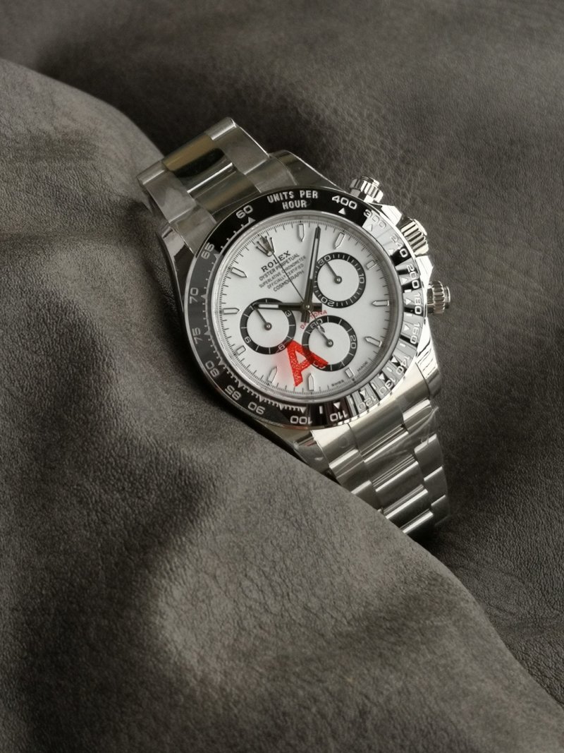 Rolex Daytona Chronograph Steel White Dial M126500LN-0001 view