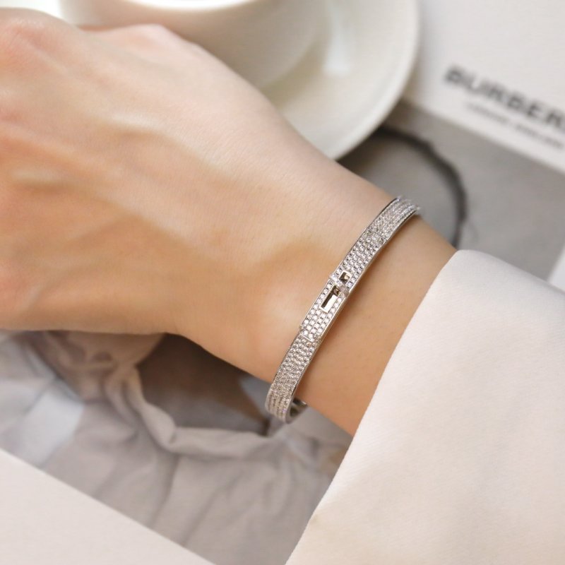 Gucci GG Marmont Gold-Tone Textured Bangle Bracelet view