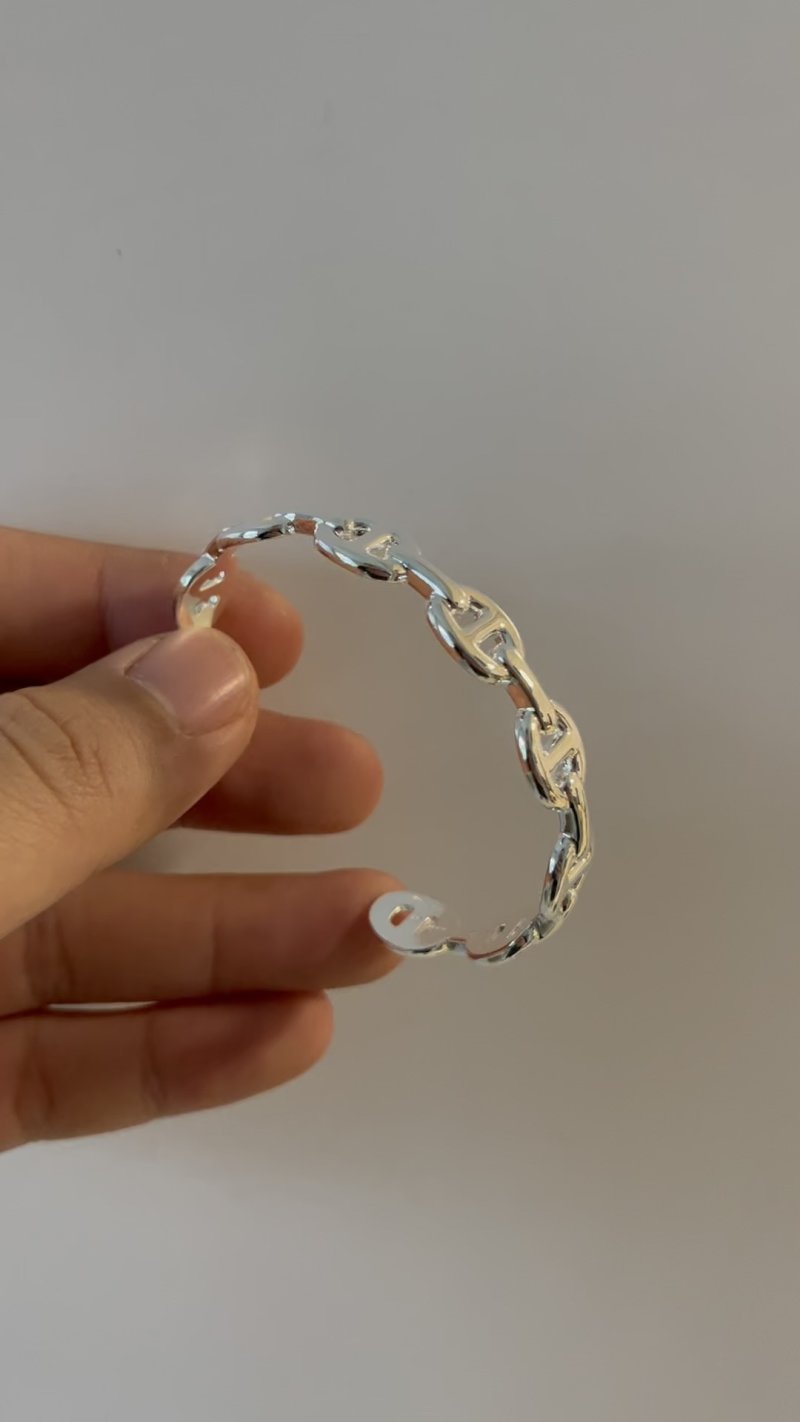 Silver-Tone Chunky Chain Link Bracelet