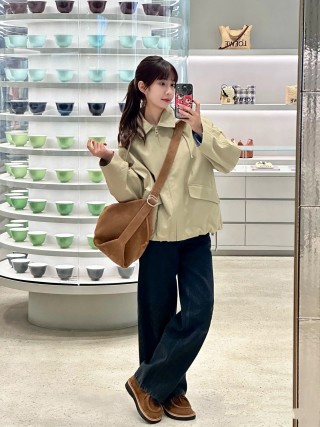 Beige Oversized Zip Windbreaker Jacket view 3