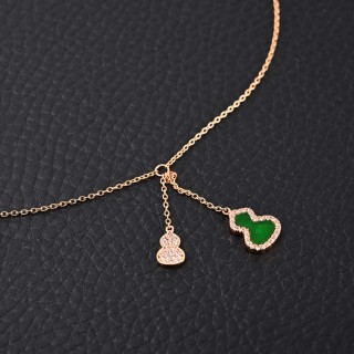 Qeelin Green Chalcedony Gourd Tassel Necklace view 2
