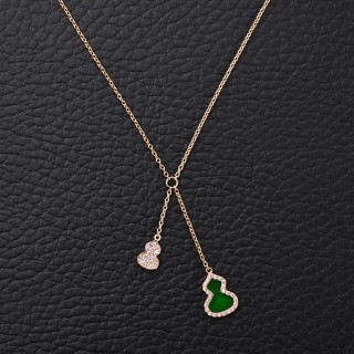 Qeelin Green Chalcedony Gourd Tassel Necklace view 3