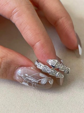 Bvlgari Serpenti Diamond Ring Silver view 6