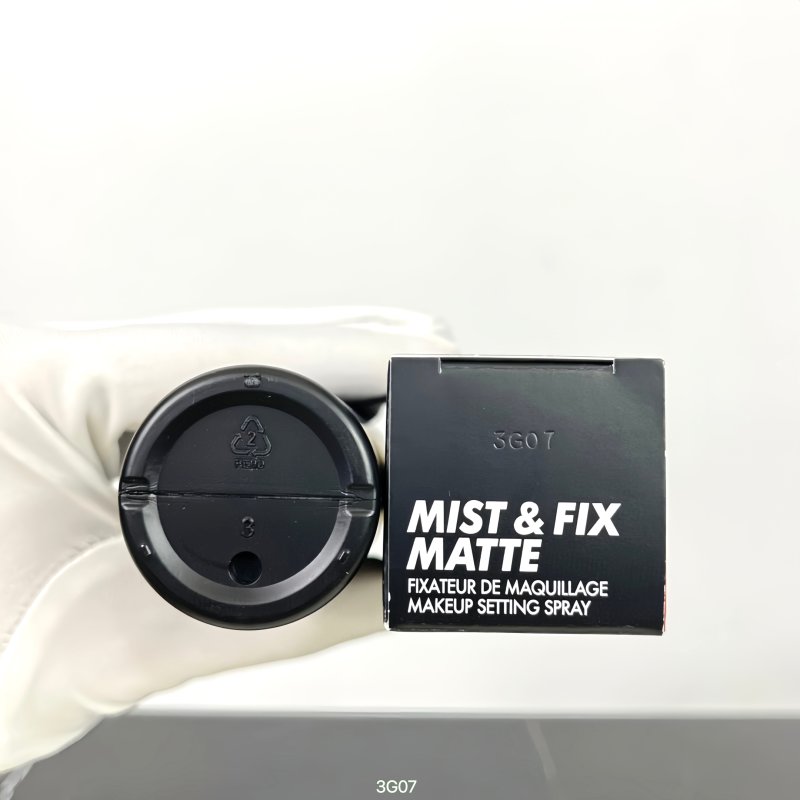 Make Up For Ever Mist & Fix Matte Setting Spray 100ml view