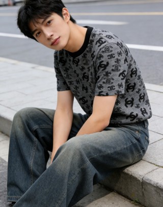 Chanel Monogram Logo Grey T-Shirt view 3
