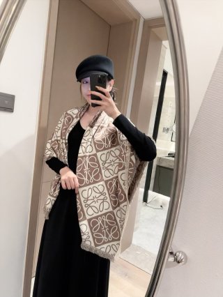 Loewe Anagram Reversible Cashmere Scarf Beige/Cream