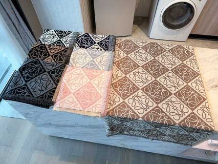 Loewe Anagram Reversible Cashmere Scarf Beige/Cream view 9