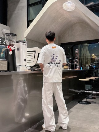 Louis Vuitton Monogram Diamond Print White T-Shirt