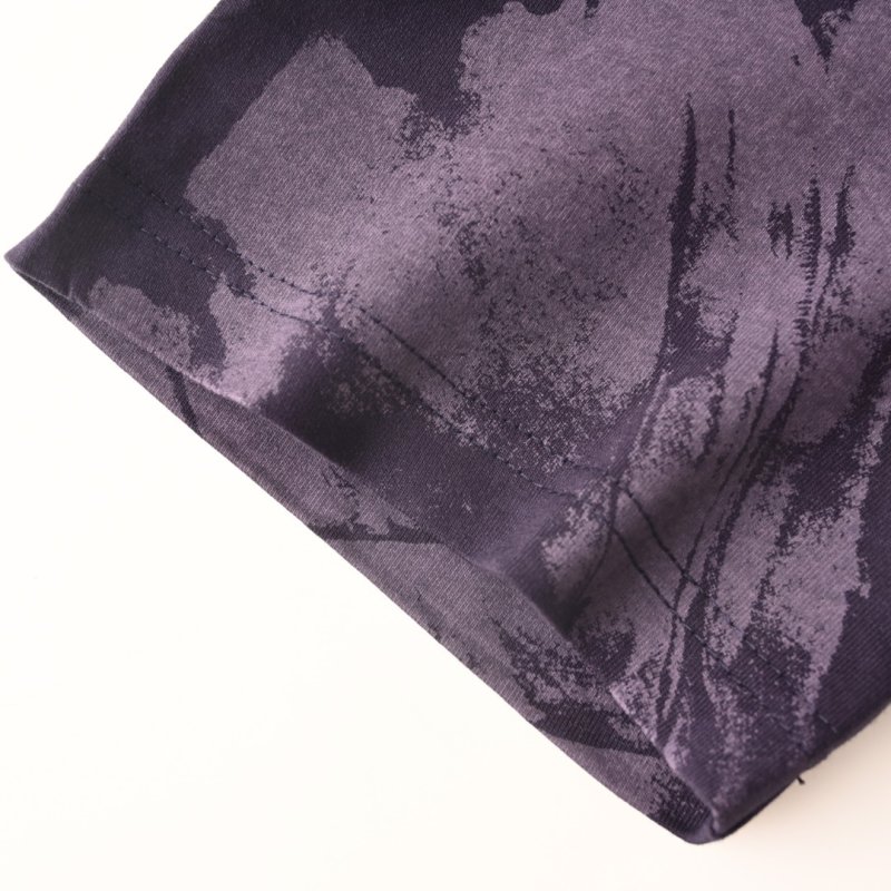Oversized Graphic Print Velvet T-Shirt – Brown view