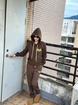Fendi Brown Logo Sweatpants view 7