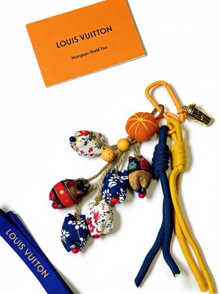 Louis Vuitton Monogram World Tour Charm Keychain - Multi view 8