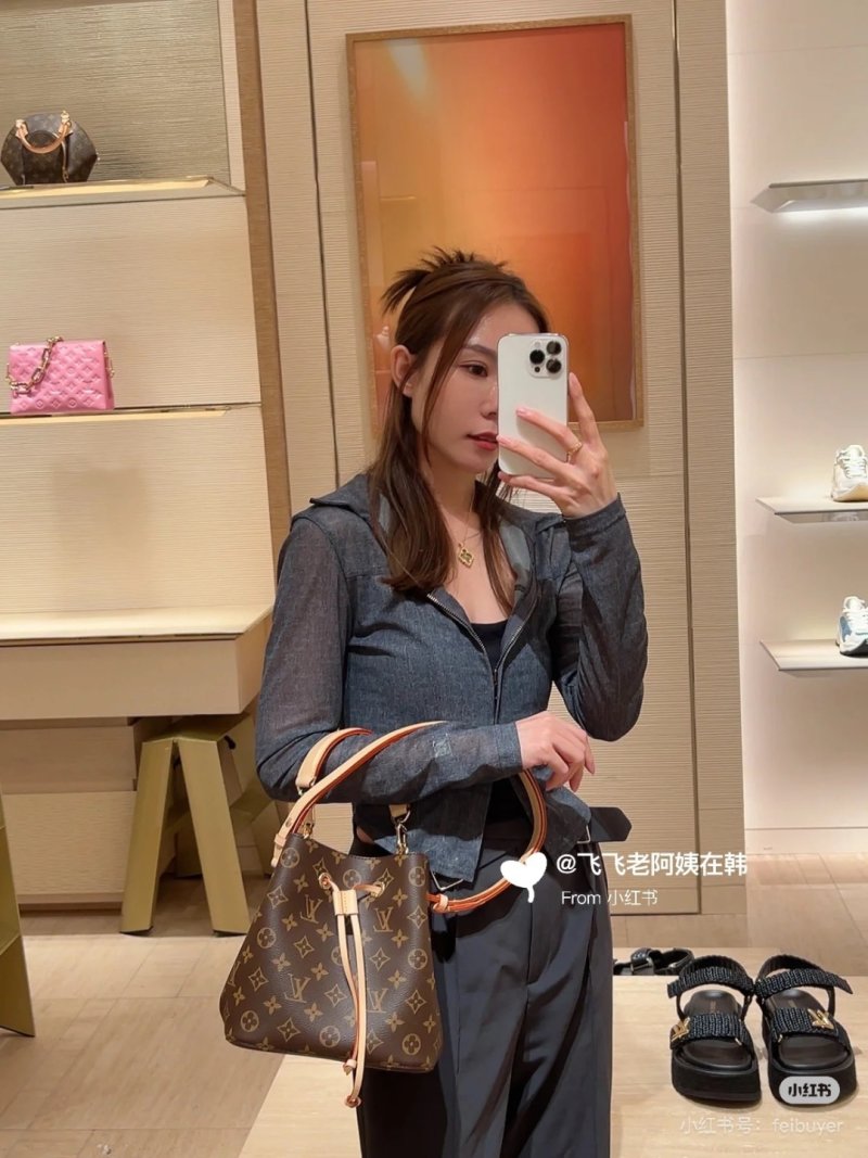 Louis Vuitton Monogram Canvas Shoulder Bag Brown