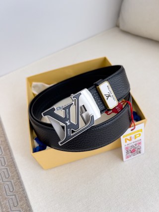 Louis Vuitton LV Initials Black Leather Automatic Belt