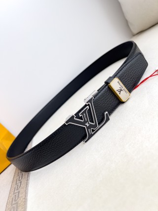 Louis Vuitton LV Initials Black Leather Automatic Belt view 6
