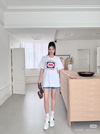 Gucci Logo Print White T-Shirt view 5