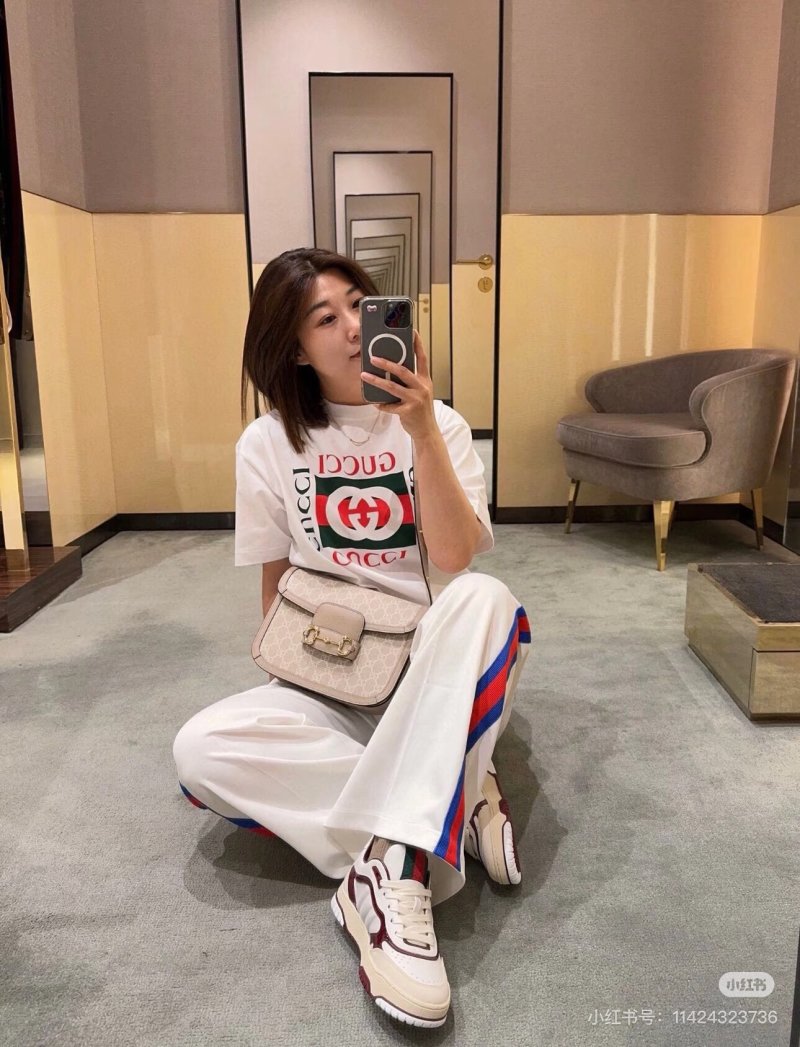 Gucci Logo Print White T-Shirt view