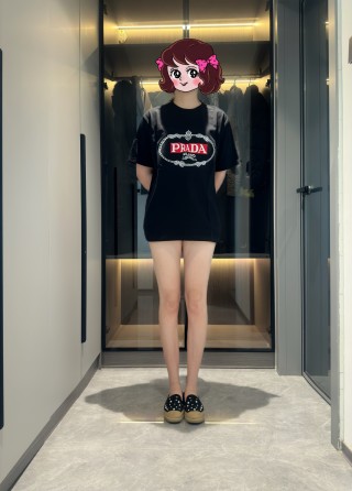 Prada 25SS Logo Embroidered Black Short Sleeve T-Shirt