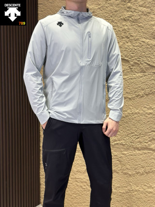 Descente Black Hooded Ice Silk Speed-Dry Outdoor Jacket view 5