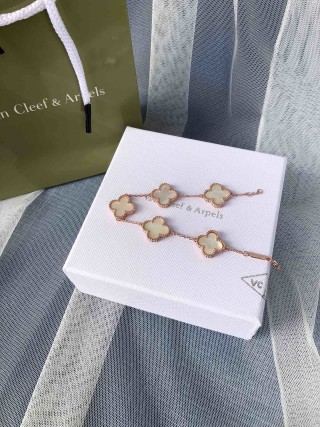 Van Cleef & Arpels Four-Leaf Clover Rose Gold Bracelet