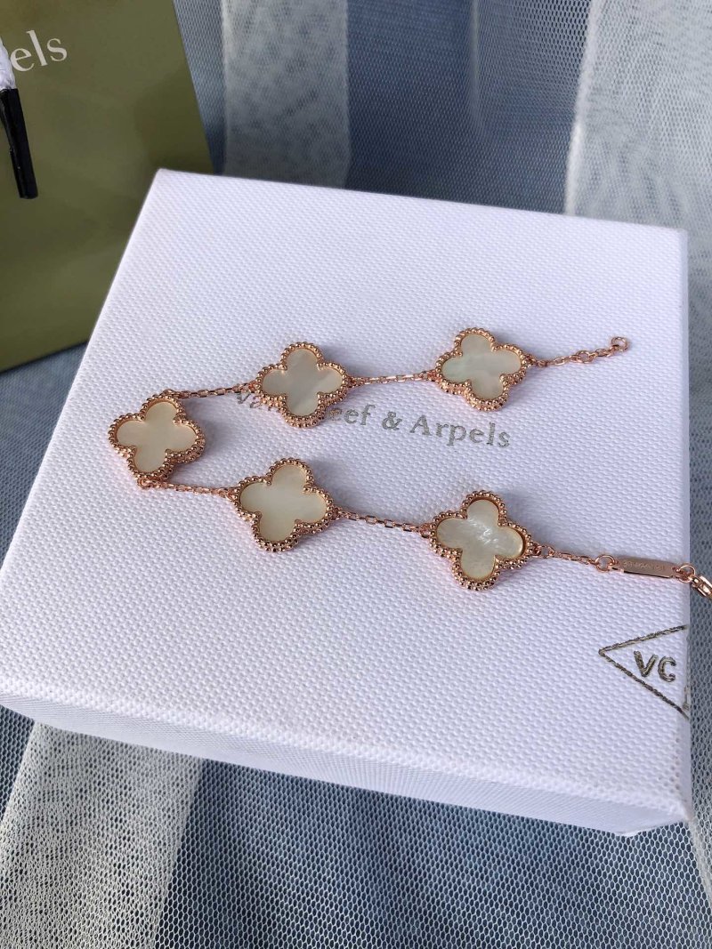 Van Cleef & Arpels Four-Leaf Clover Rose Gold Bracelet view