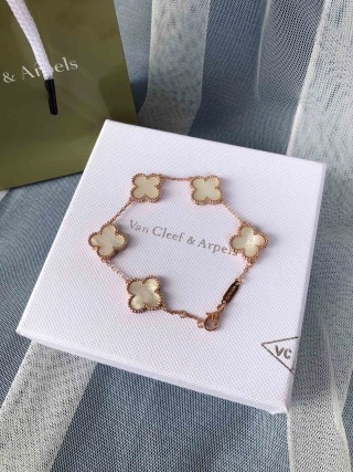Van Cleef & Arpels Four-Leaf Clover Rose Gold Bracelet view 6
