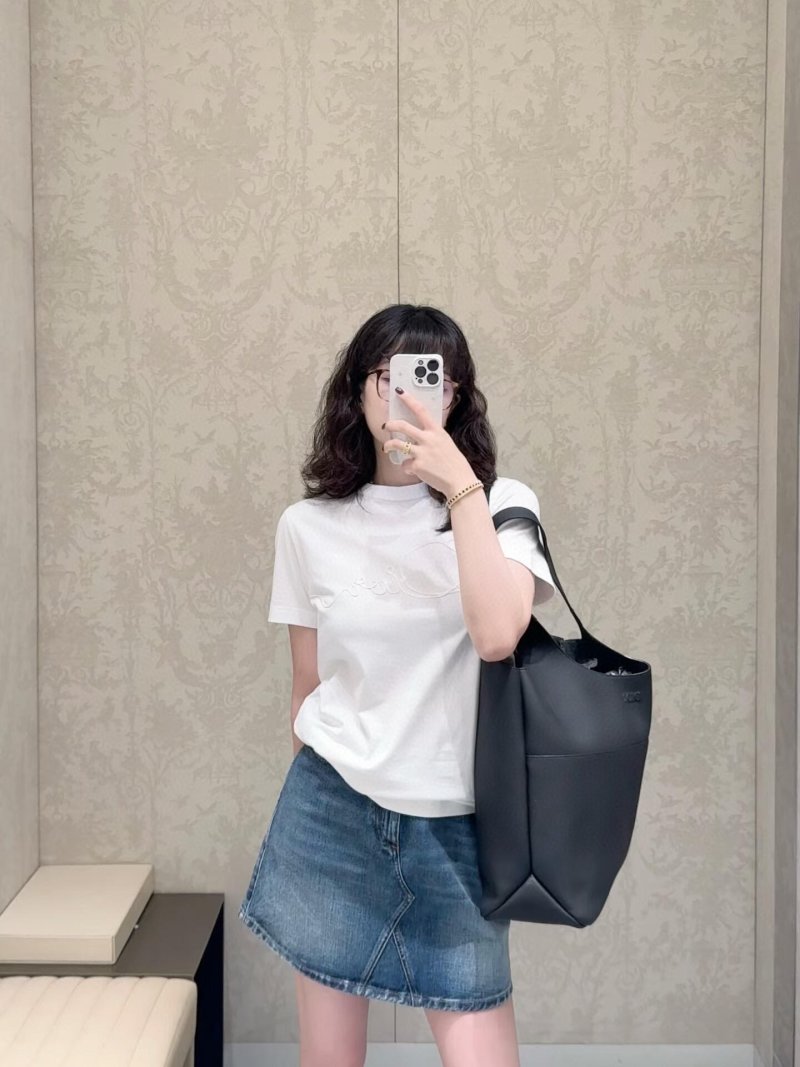 Dior Signature Script White T-Shirt view