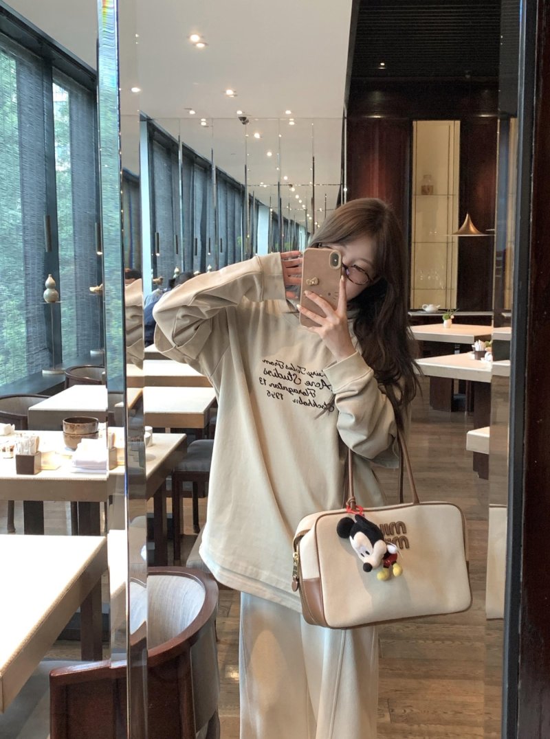 Cream Oversized Short Sleeve T-Shirt with Script Print view