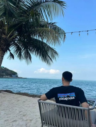 Patagonia Black Logo T-Shirt view 8