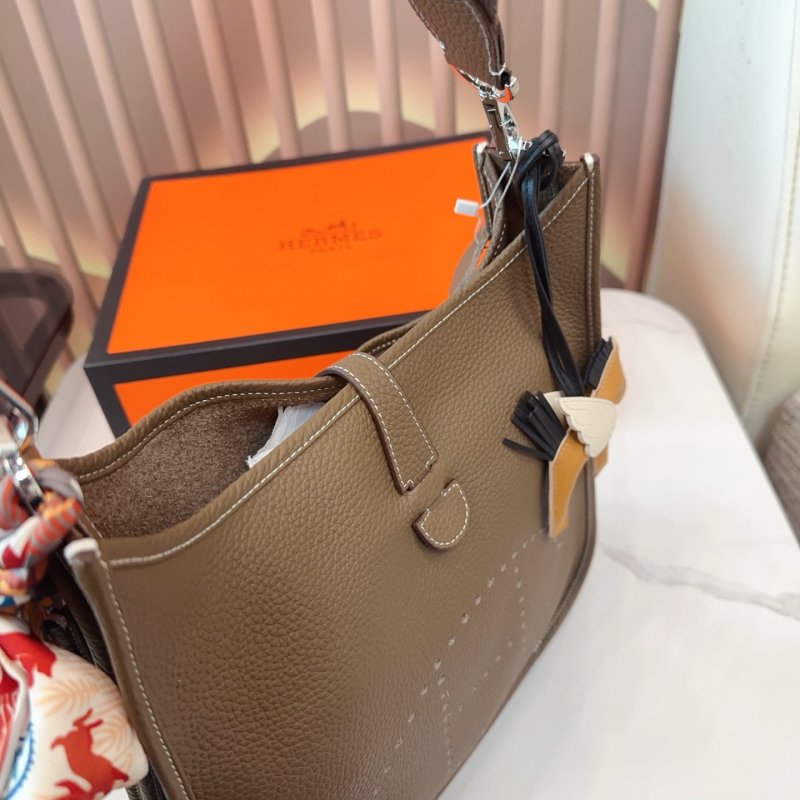 Hermès Evelyne Perforated Leather Shoulder Bag - Taupe view