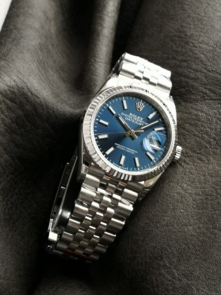 Rolex Datejust 36mm Steel Blue Dial Automatic Watch view 3