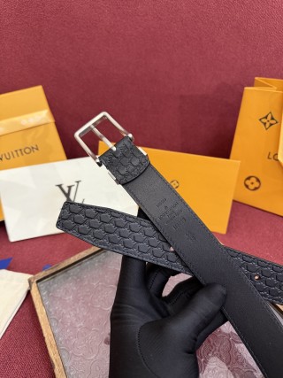 Louis Vuitton Monogram Floral Embossed Leather Belt Black view 5