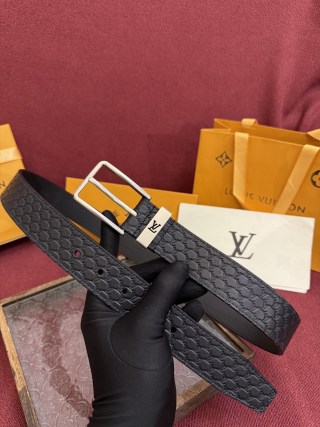 Louis Vuitton Monogram Floral Embossed Leather Belt Black view 6