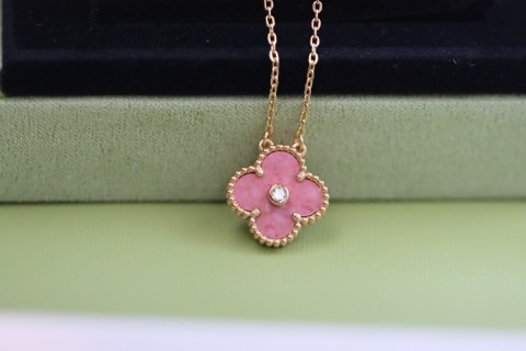 Van Cleef & Arpels Rose Gold Pink Tourmaline Clover Pendant Necklace view 6