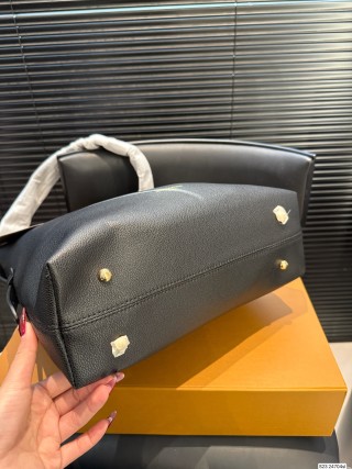 Louis Vuitton Black Leather Commuter Shoulder Bag view 6