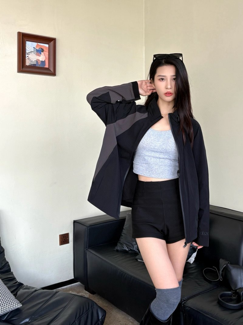 Black Oversized Blazer Jacket with Contrast Sleeves