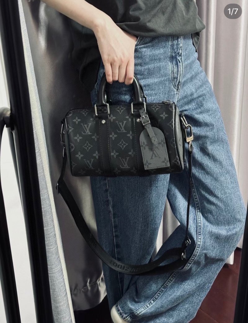 Louis Vuitton Monogram Keepall Bandoulière Grey view
