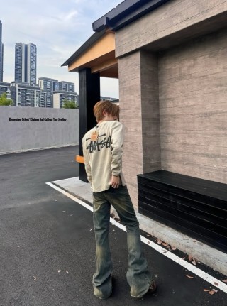 Stüssy Cream Ribbed Long Sleeve Graphic Tee view 8