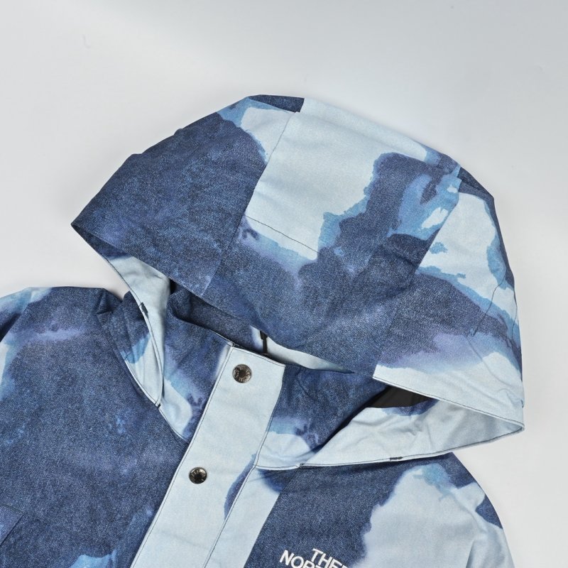 The North Face Navy & Grey Color-Block Windbreaker Jacket view