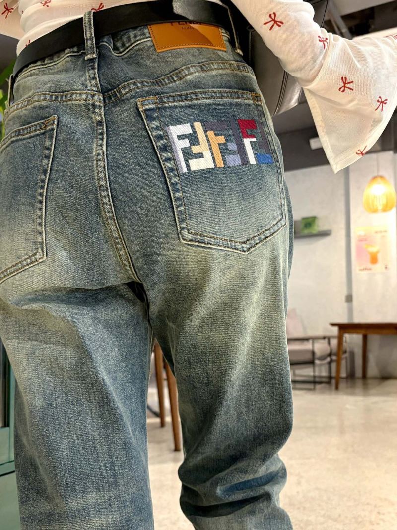 Premium UA Vintage Wash Straight Leg Jeans – Medium Blue view