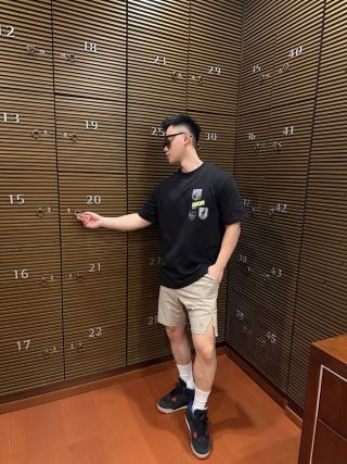 Dior 1947 Multi-Badge Black T-Shirt view 5