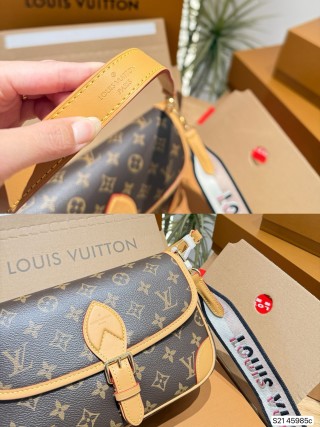 Louis Vuitton Diane Monogram Canvas Crossbody Bag Caramel view 5