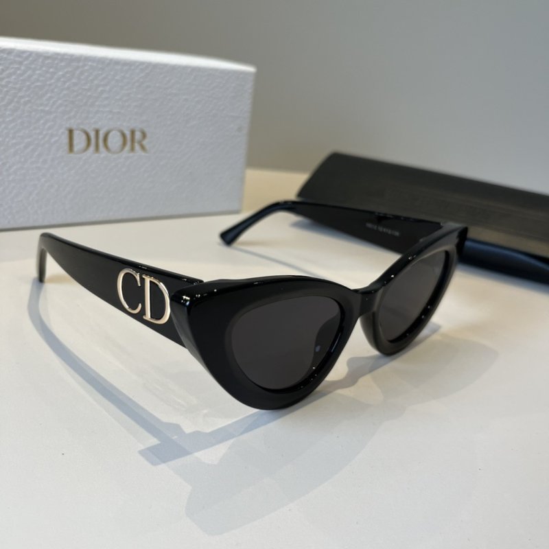 Dior CD Cat-Eye Sunglasses Black