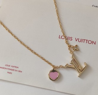 Louis Vuitton Iconic Heart Gold Pendant Necklace Pink Enamel view 8