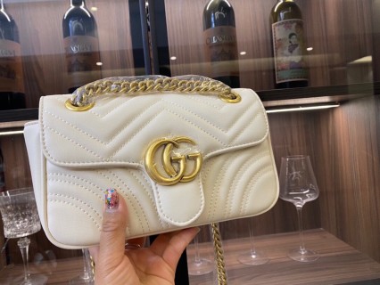 Gucci GG Marmont White Quilted Chain Shoulder Bag view 4