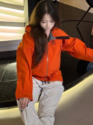 Kailas MX Windbreaker Jacket Oxidized Orange view 6