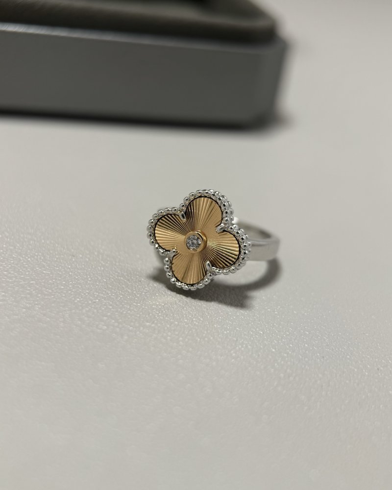VCA Inspired Four-Leaf Clover Ring Gold Laser Engraved view