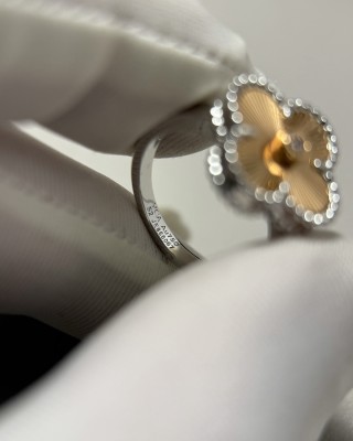 VCA Inspired Four-Leaf Clover Ring Gold Laser Engraved view 6