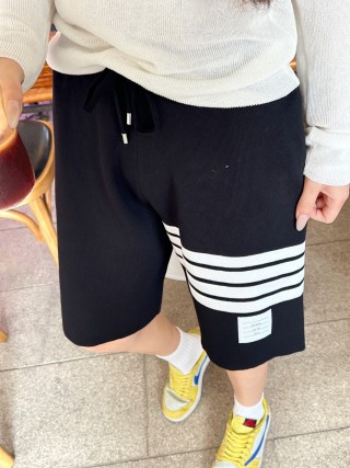 Black & White Stripe Ribbed Shorts view 6