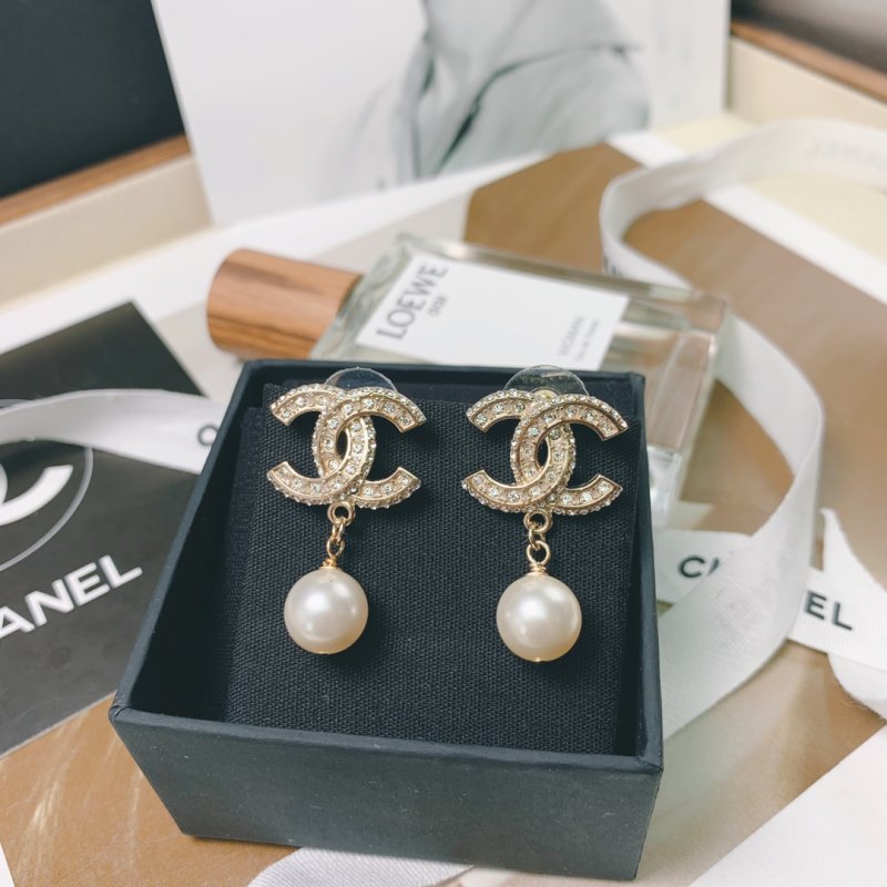 Chanel CC Pearl Drop Earrings - Light Gold